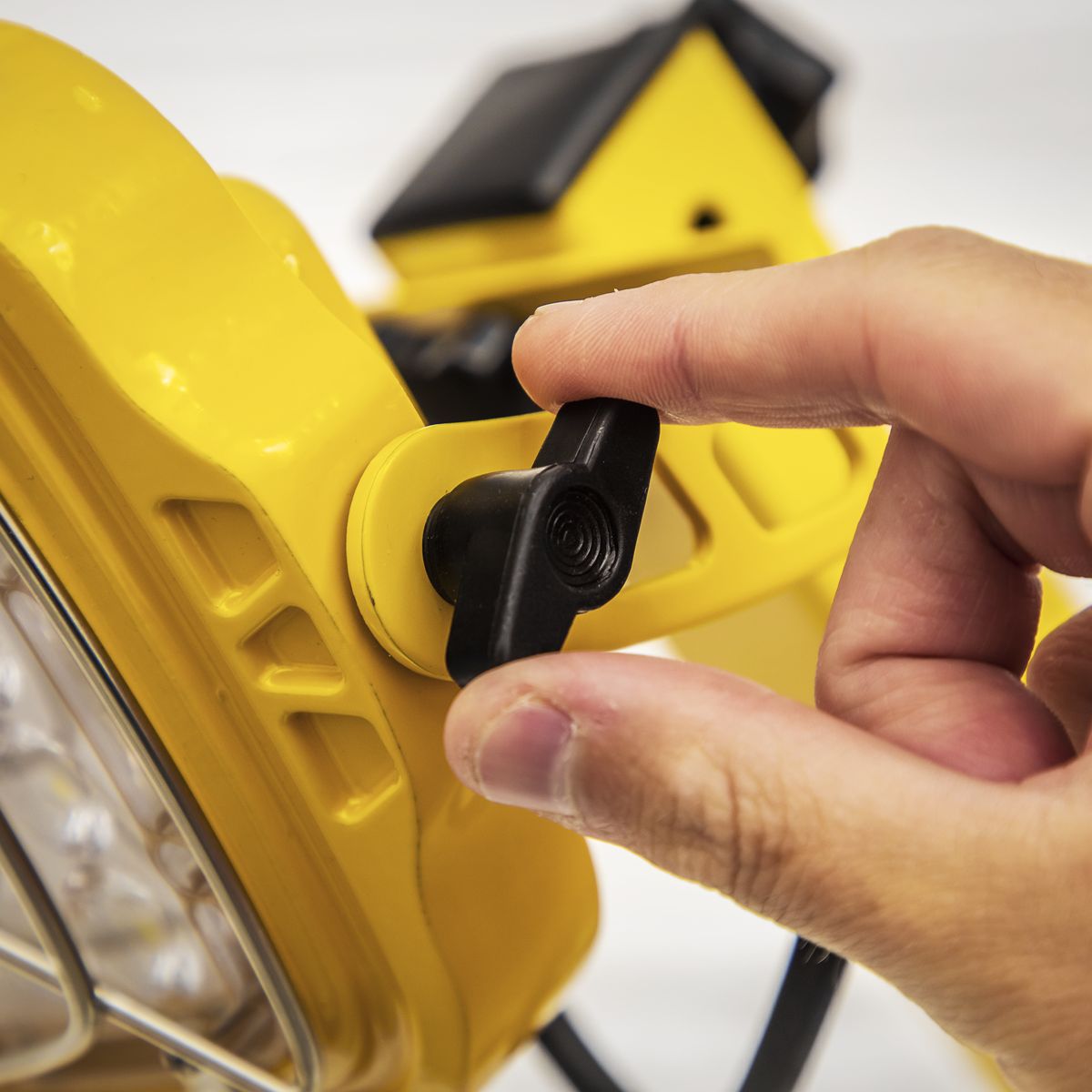 Sealey Loading Bay Floodlight 30W SMD LED - Image 4