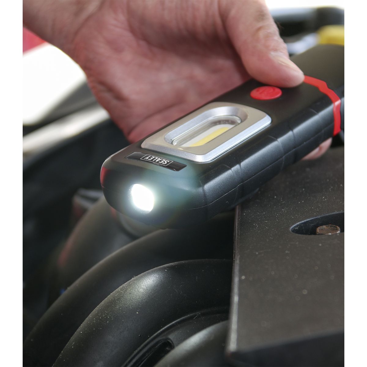 Sealey Rechargeable 360° Inspection Light 3W COB & 1W SMD LED - Black - Image 3