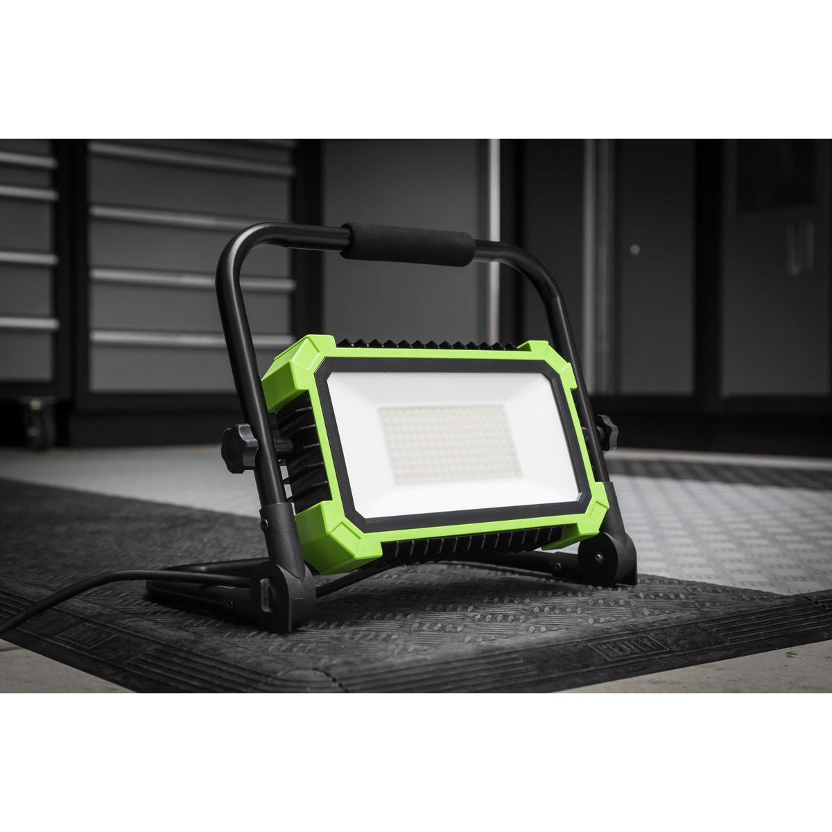 Sealey Portable Floodlight 50W SMD LED 230V - Image 7