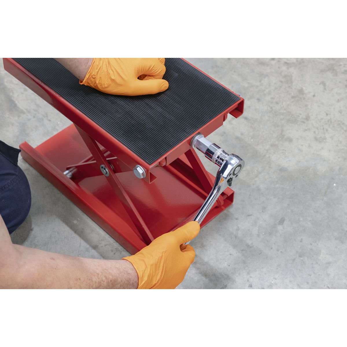 Sealey Motorcycle Scissor Stand 450kg Capacity - Image 8