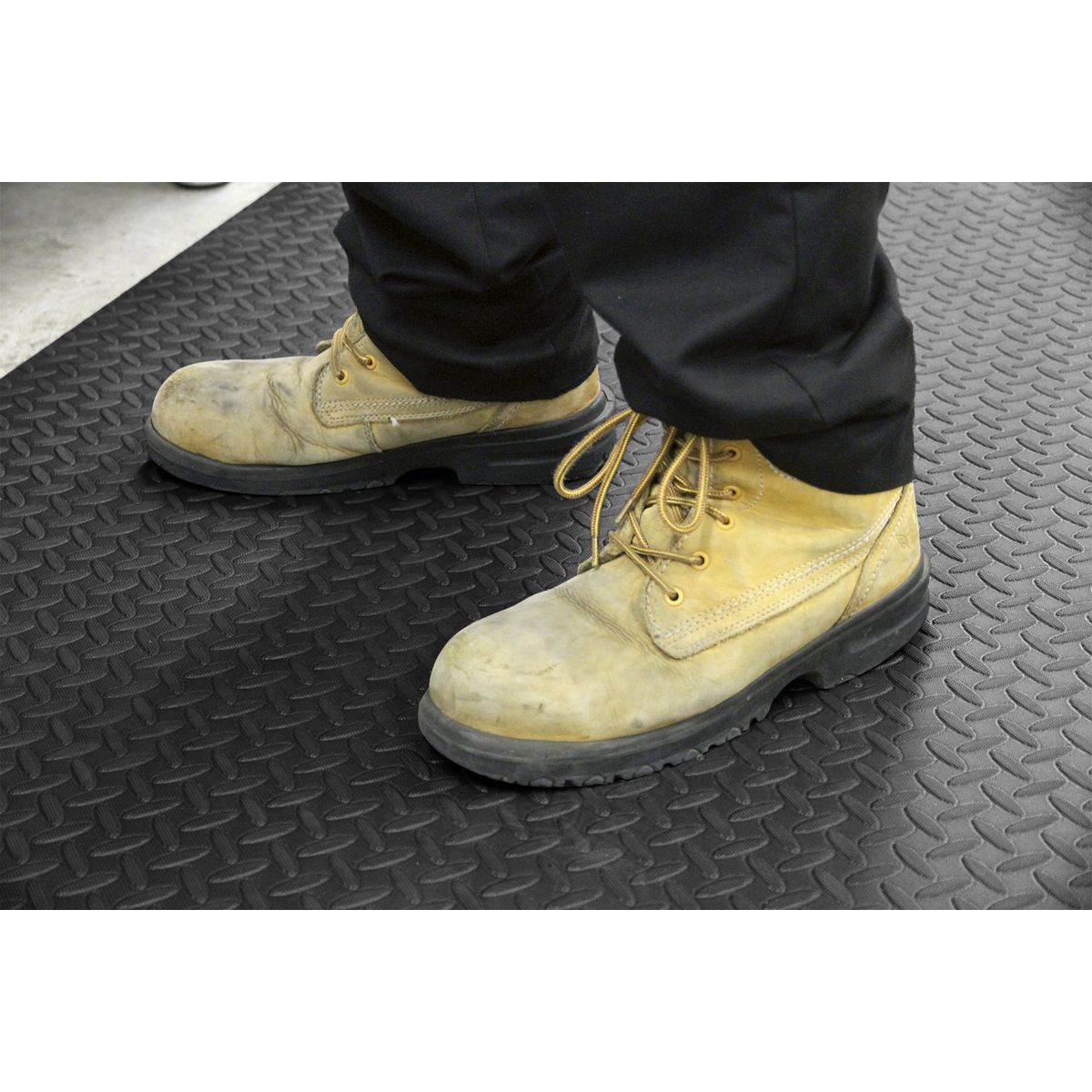 Sealey Anti-Fatigue Workshop Matting 910 x 1980mm - Image 3