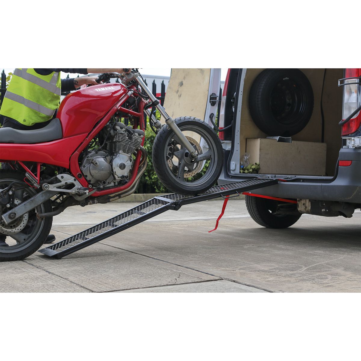 Sealey Steel Mesh Folding Loading Ramp 360kg Capacity - Image 3