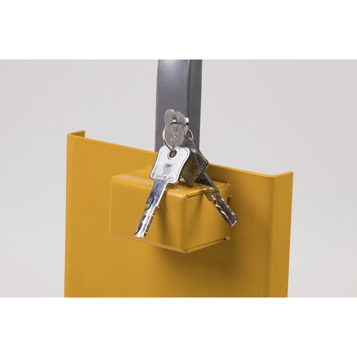 Sealey Wheel Clamp with Lock & Key - Image 2