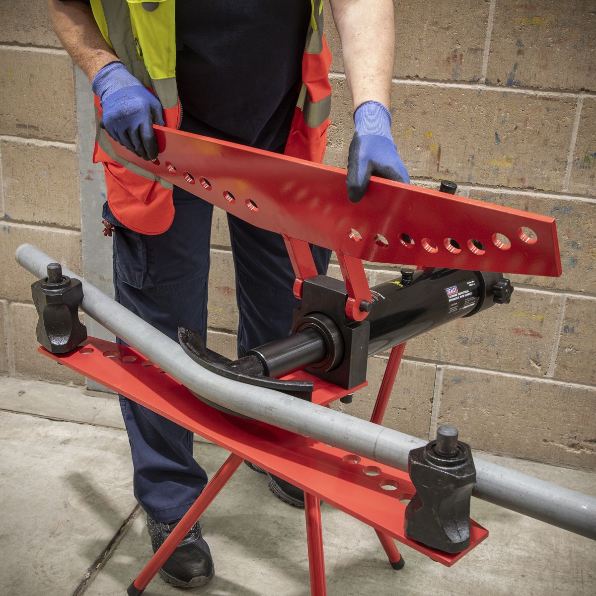 Sealey Industrial Hydraulic Pipe Bender with Stand 15 Tonne - Image 8
