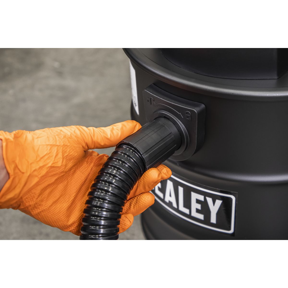 Sealey 3-in-1 Ash Vacuum Cleaner 20L 1200W/230V - Image 8