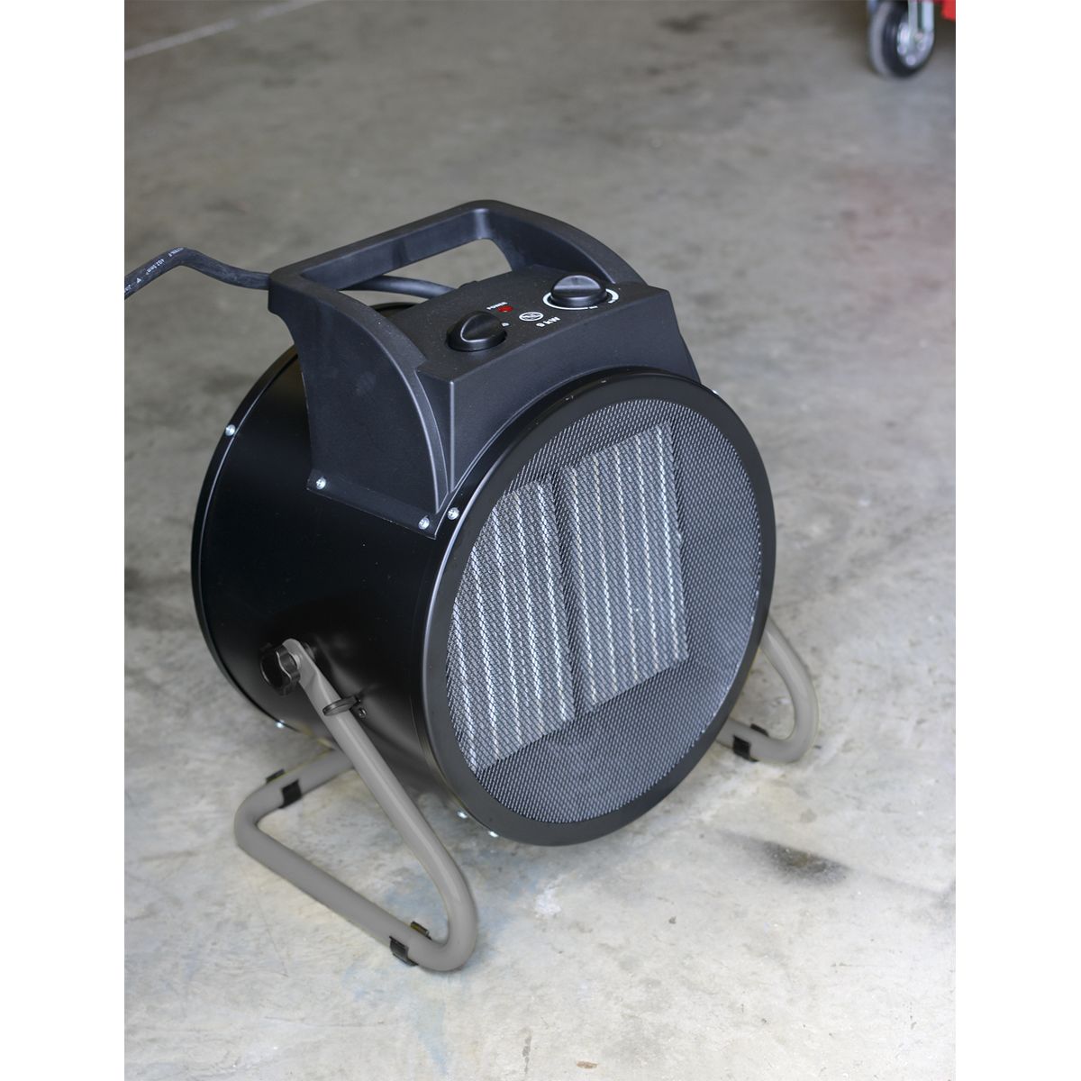 Sealey Industrial PTC Fan Heater 9000W 415V, 3ph - Image 6