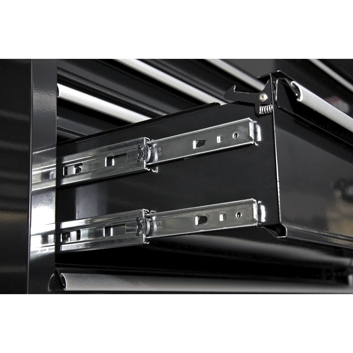 Sealey Premier Heavy-Duty Rollcab 11 Drawer Extra-Wide 1055mm - Black - Image 7