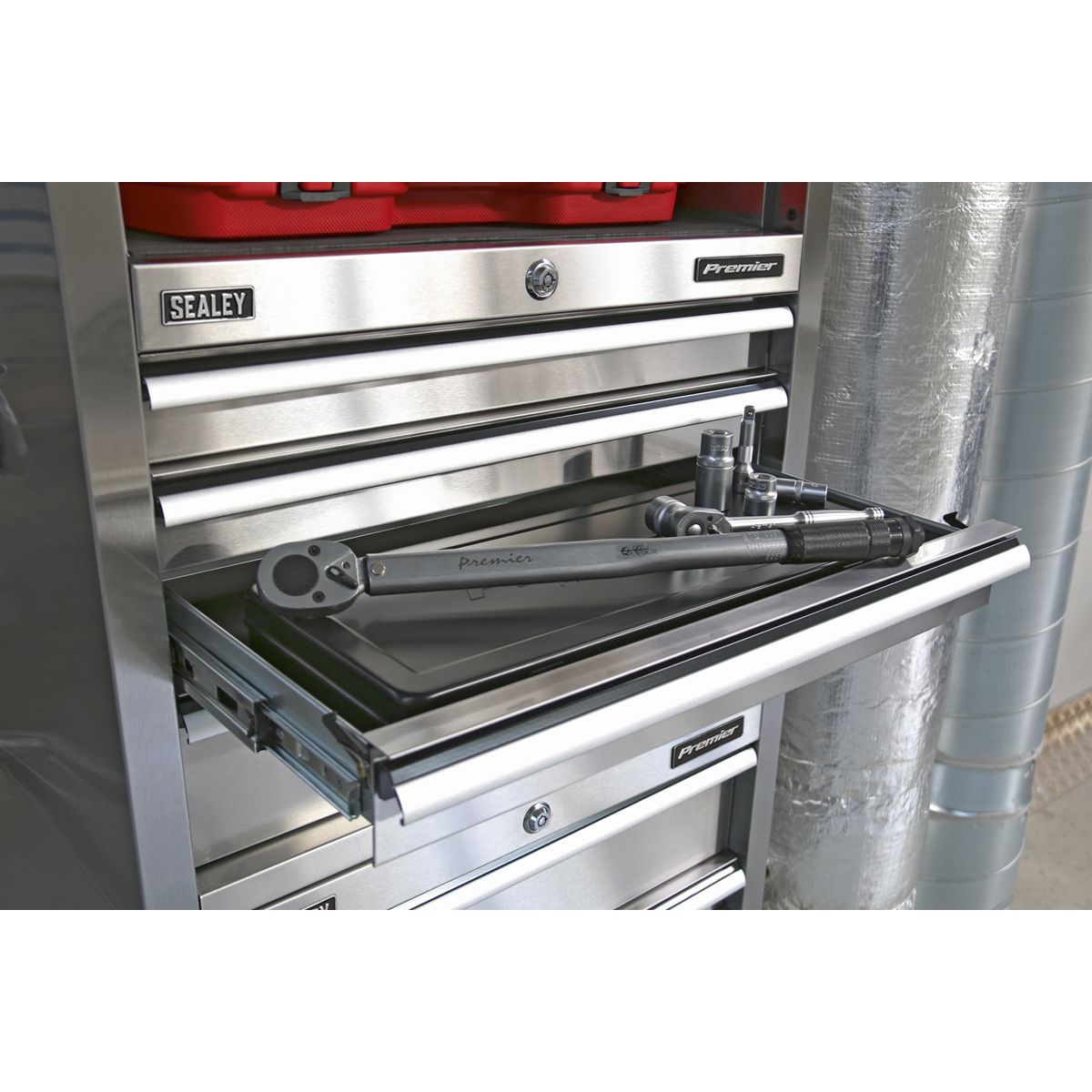 Sealey Premier Heavy-Duty Topchest 4 Drawer 675mm - Stainless Steel - Image 4