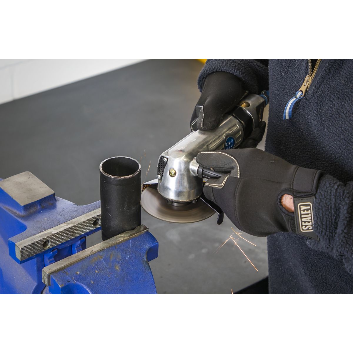 Sealey 100 x 3mm Cutting Disc 16mm Bore - Pack of 50 - Image 8