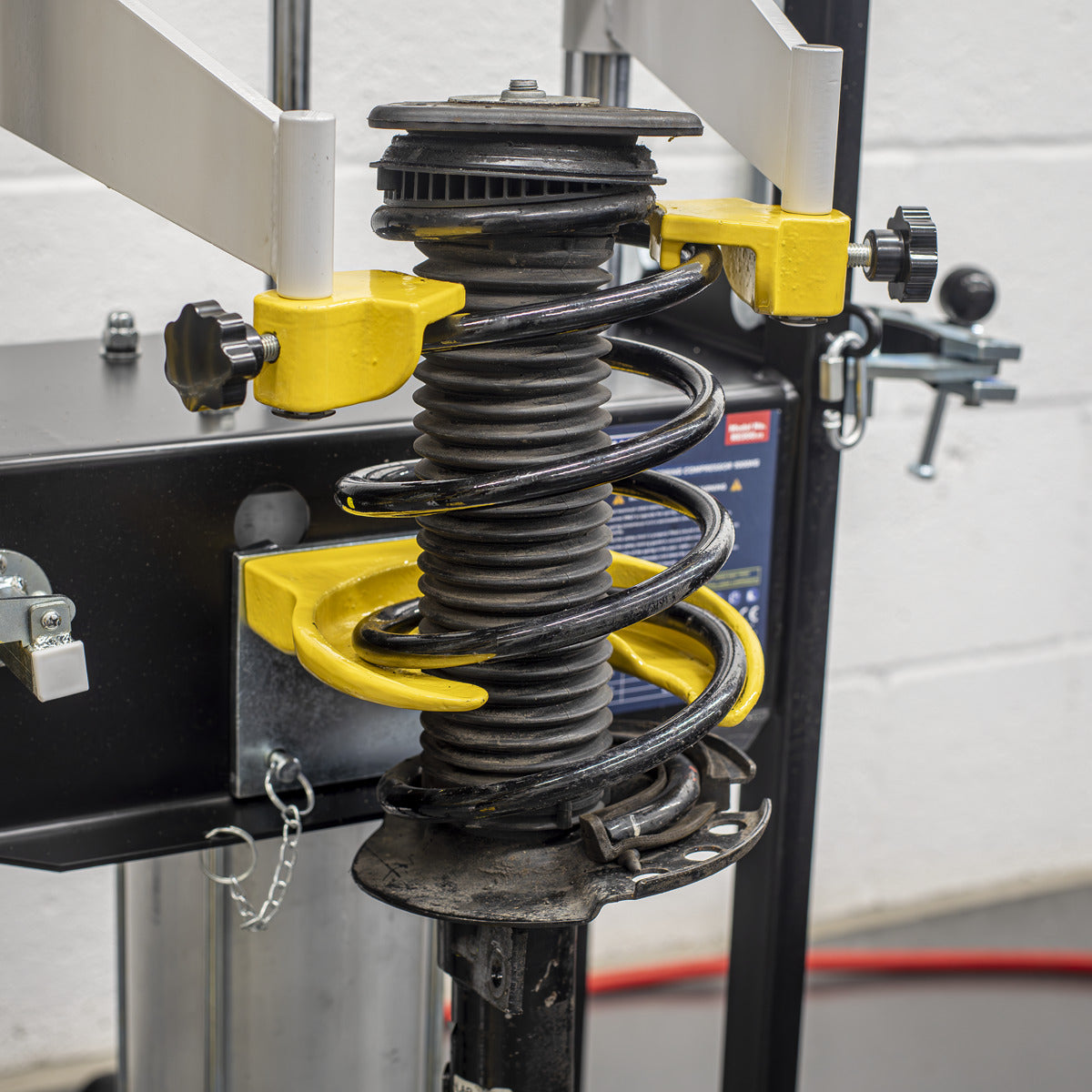 Sealey Air Operated Coil Spring Compressor 1000kg RE300