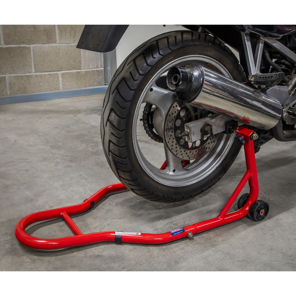 Sealey Universal Rear Paddock Stand with Rubber Supports - Image 4