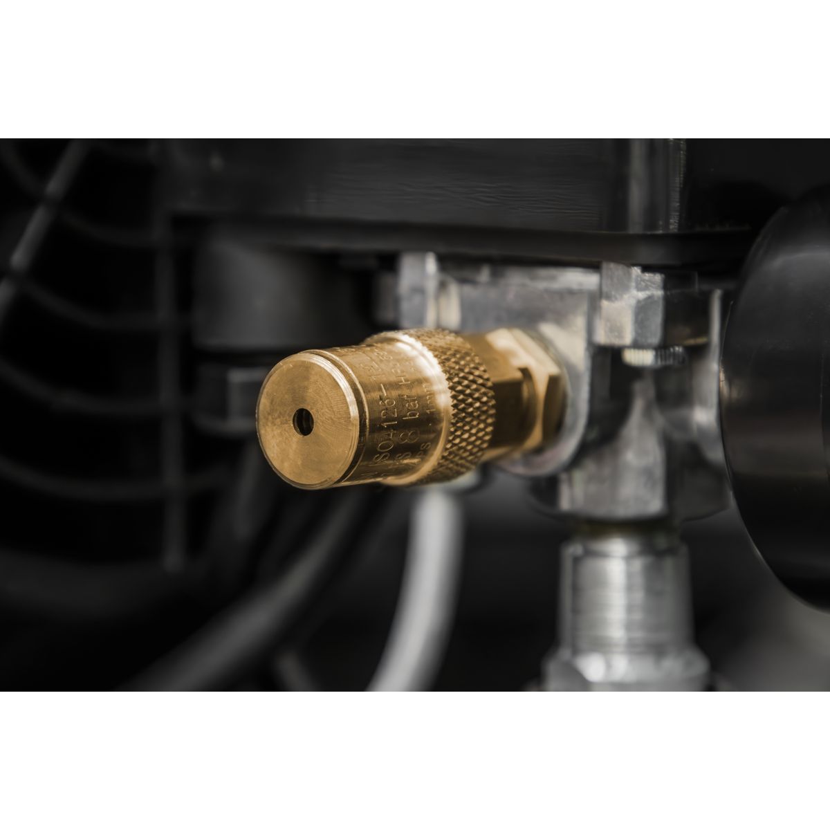 Sealey 50L V-Twin Direct Drive Air Compressor 3hp - Image 9