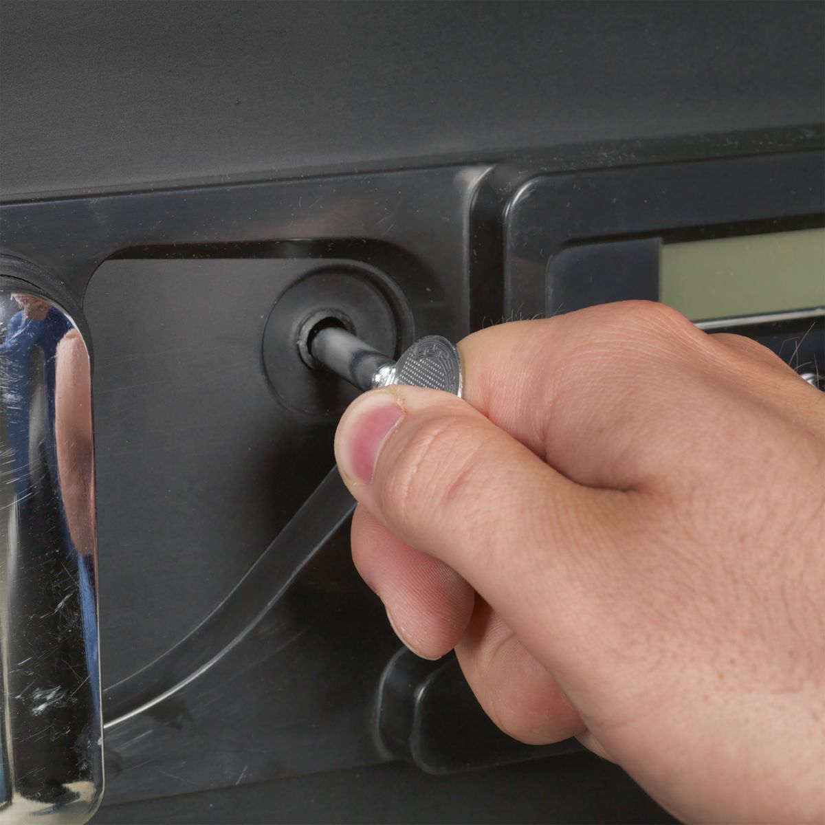 Sealey Electronic Combination Fireproof Safe 450 x 380 x 305mm - Image 9