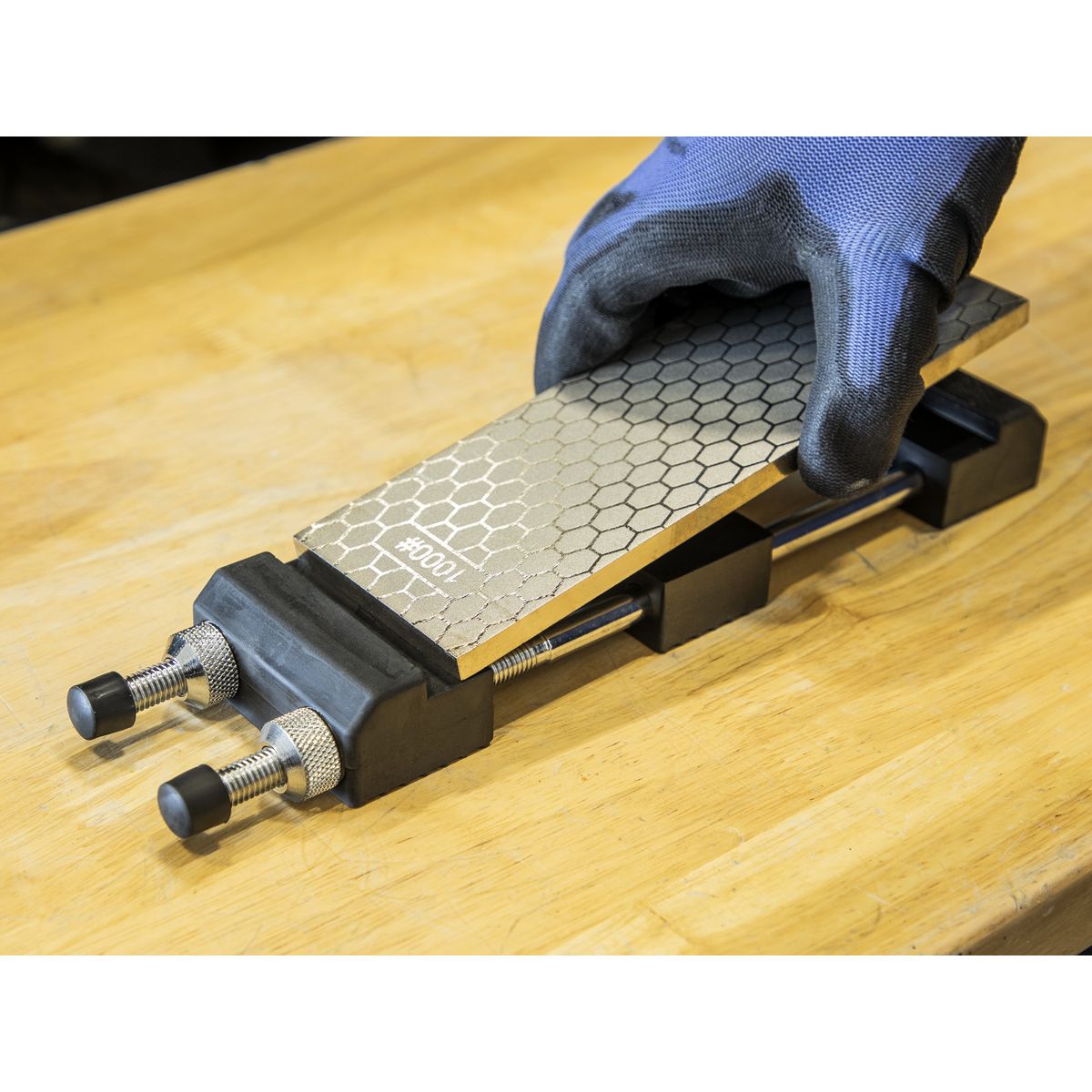 Sealey Combination Diamond Sharpening Whetstone with Adjustable Stone Holder - Image 7