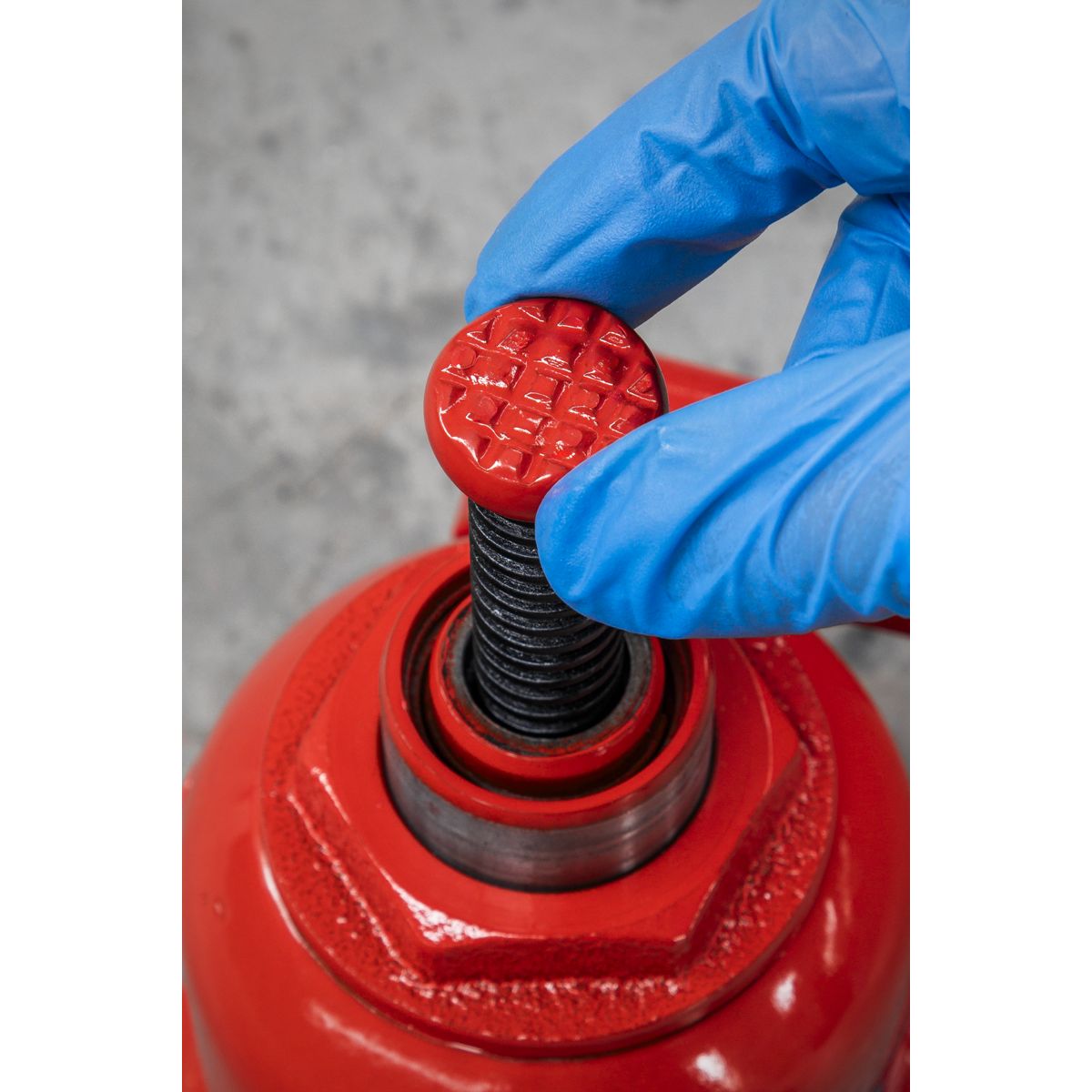 Sealey Telescopic Bottle Jack 4 Tonne - Image 7