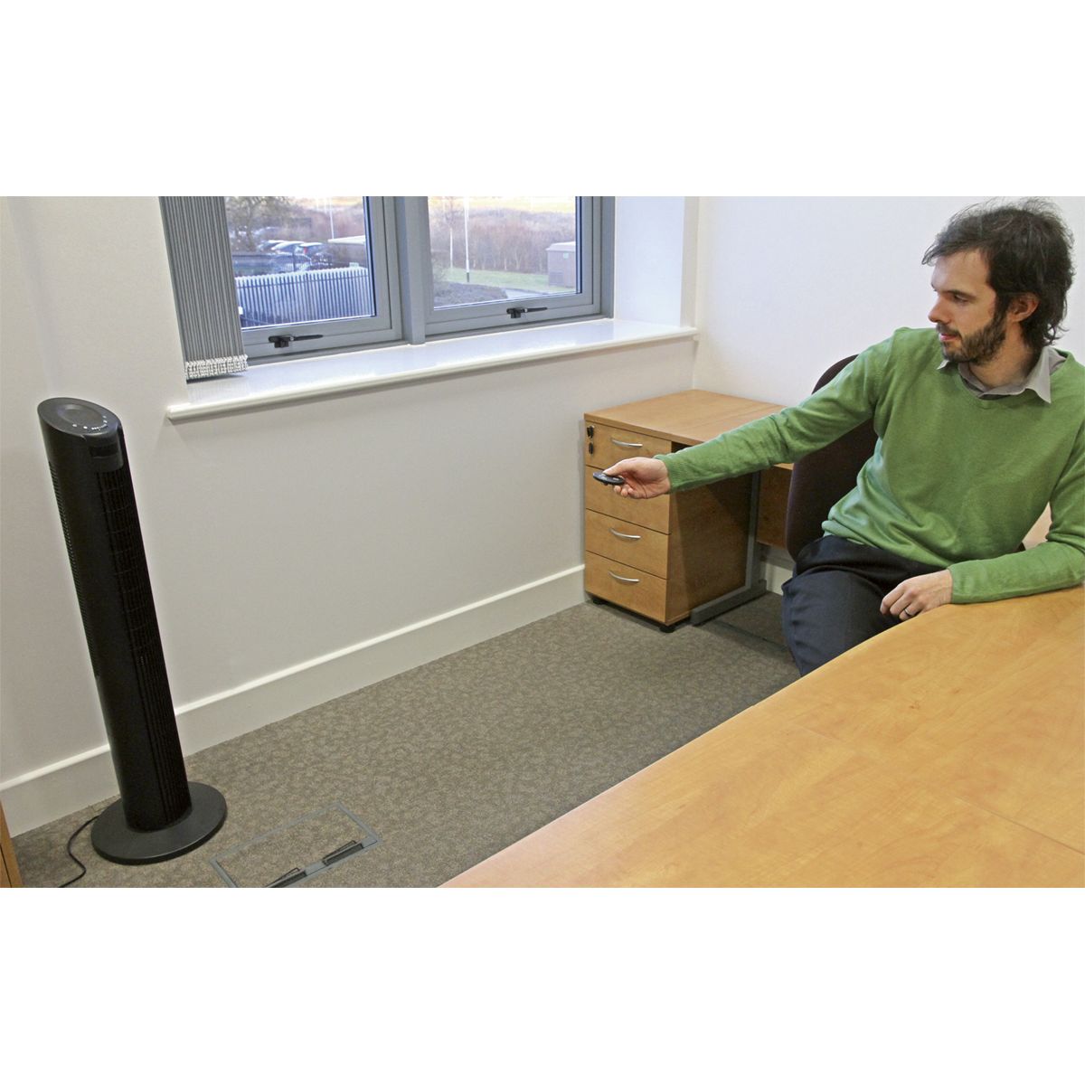 Sealey 3-Speed Oscillating Tower Fan 42" 230V - Image 8