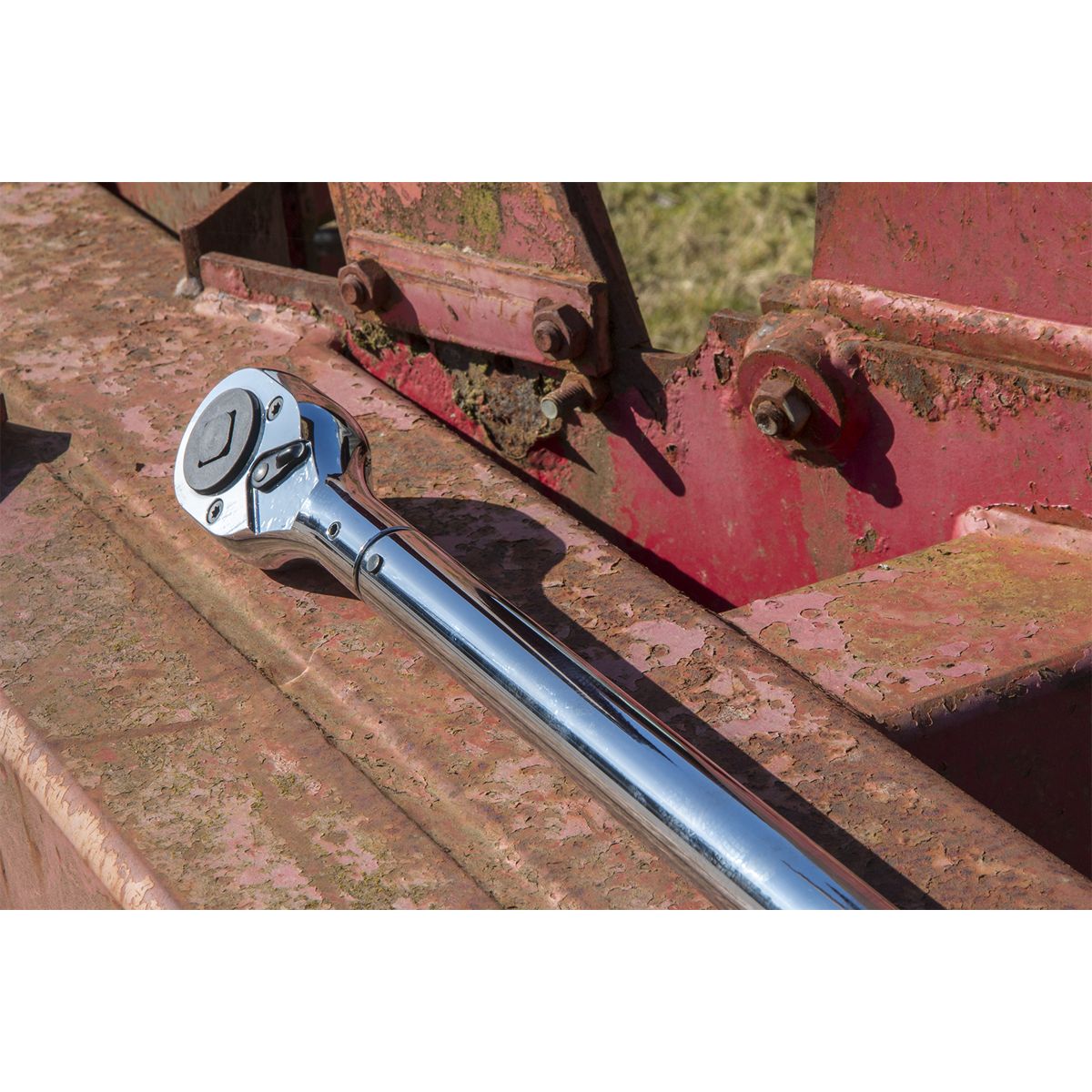 Sealey Premier Calibrated Push-Through Micrometer Torque Wrench 3/4"Sq Drive 237-983Nm - Image 4