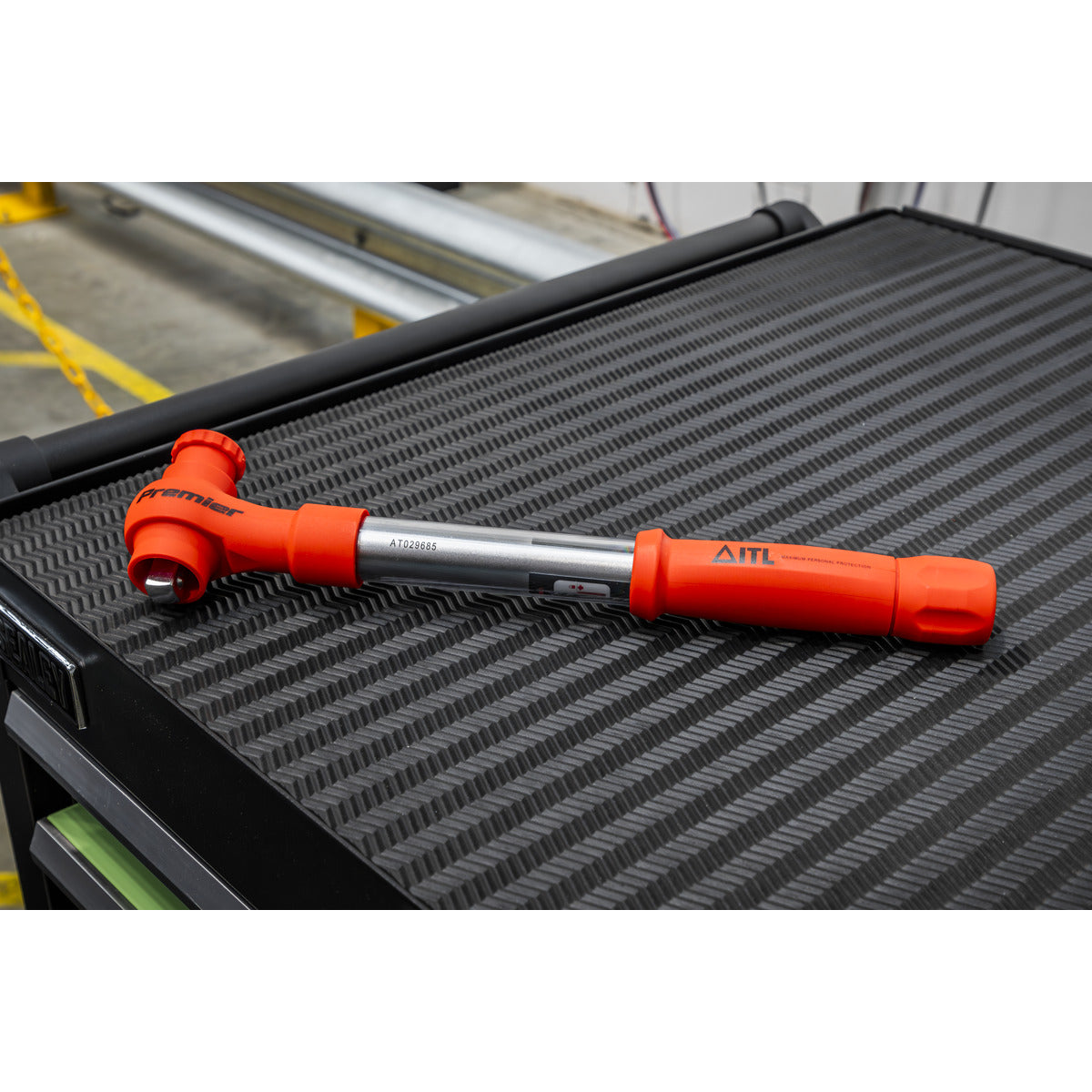 Premier Insulated Torque Wrench 1/2"Sq Drive 20-100Nm STW807