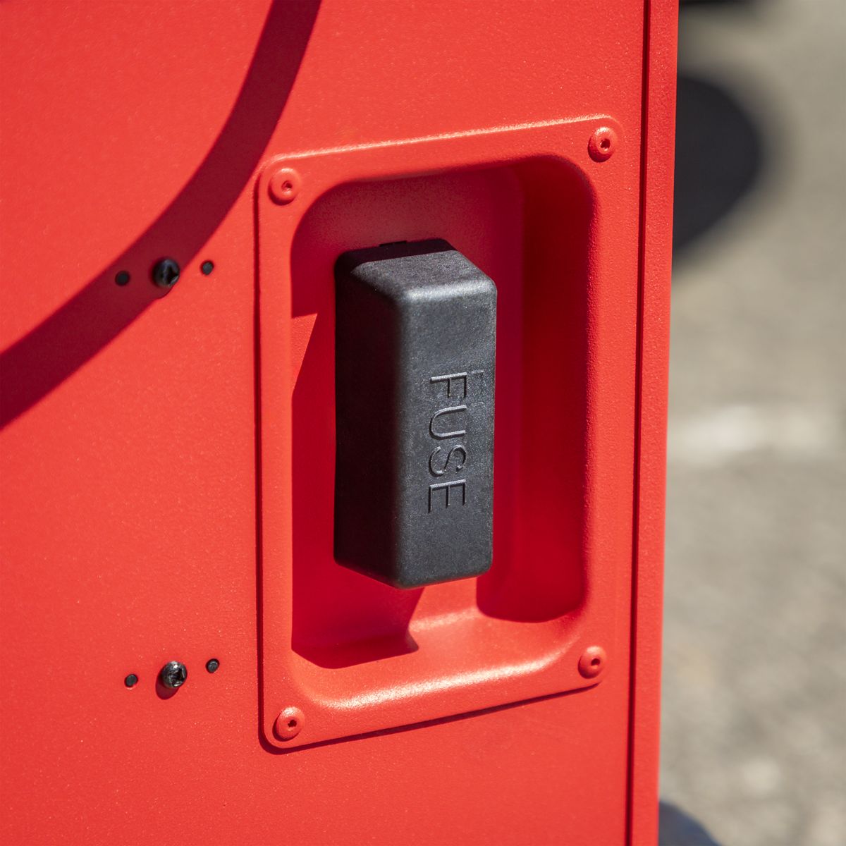 Sealey 12/24V Automatic Battery Charger 60A & 200A Starter - Image 7