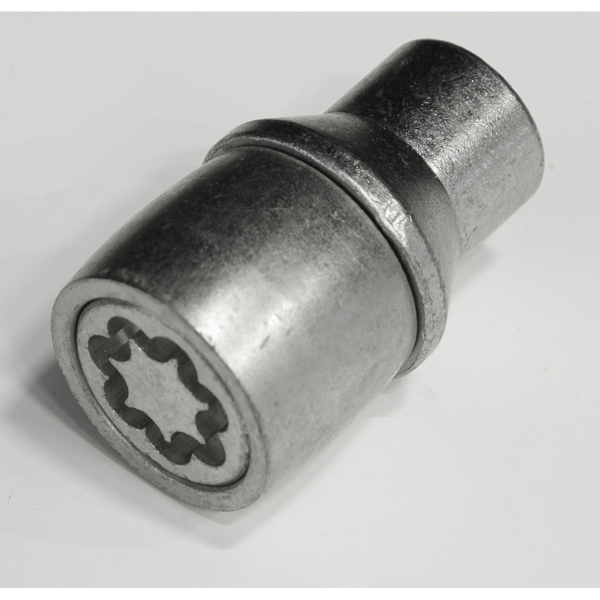 Sealey Master Locking Wheel Nut Removal Set - Image 8
