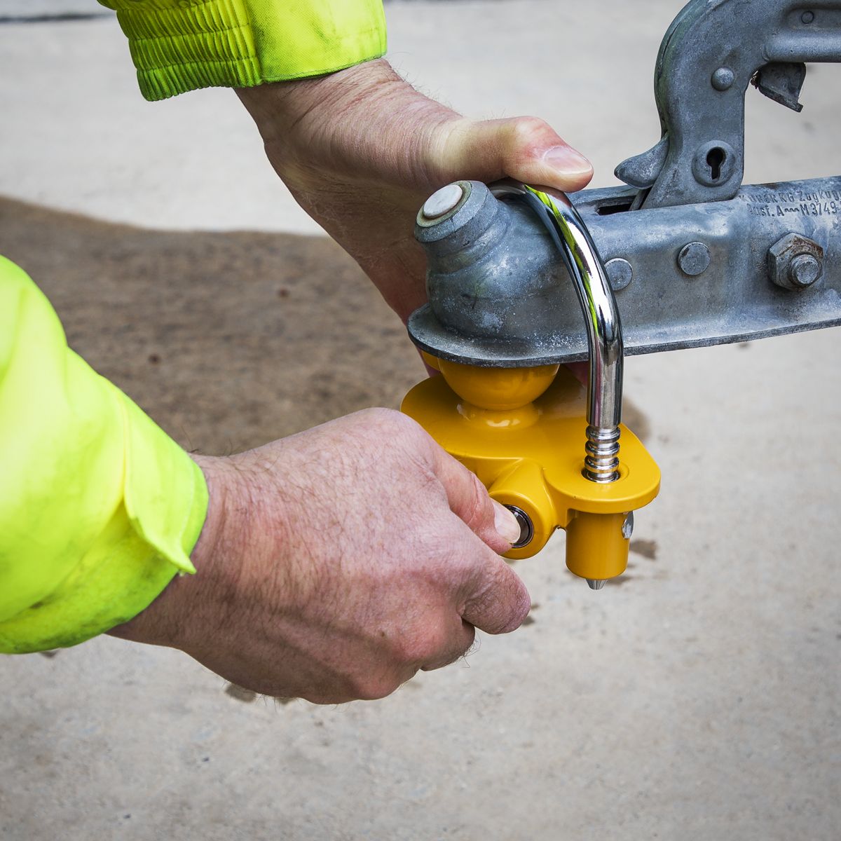 Sealey Tow-Ball Trailer Hitch Lock 50mm - Image 5