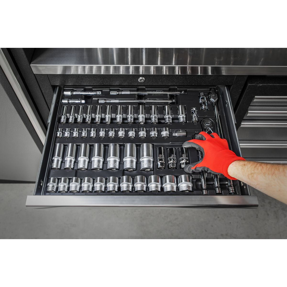 Sealey Premier Socket Set with Tool Tray 3/8" & 1/2"Sq Drive 55pc - Image 6
