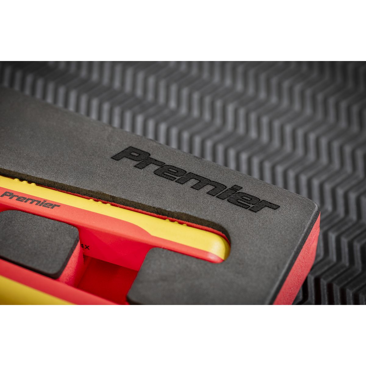 Sealey Premier Insulated Pliers Set with Tool Tray 4pc - VDE Approved - Image 5