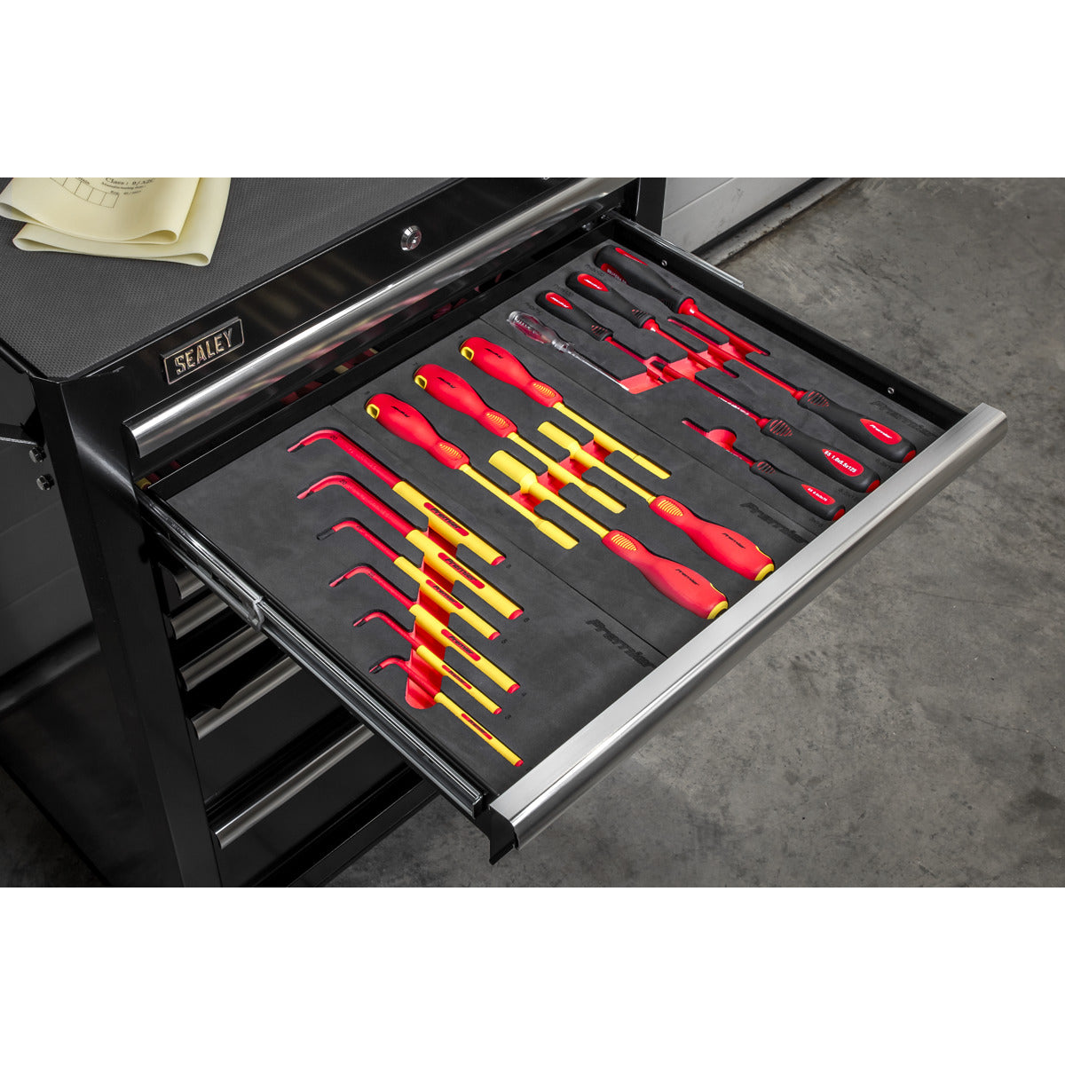 Sealey Rollcab 7 Drawer with Insulated Tool Kit 63pc TBTECOMBO2