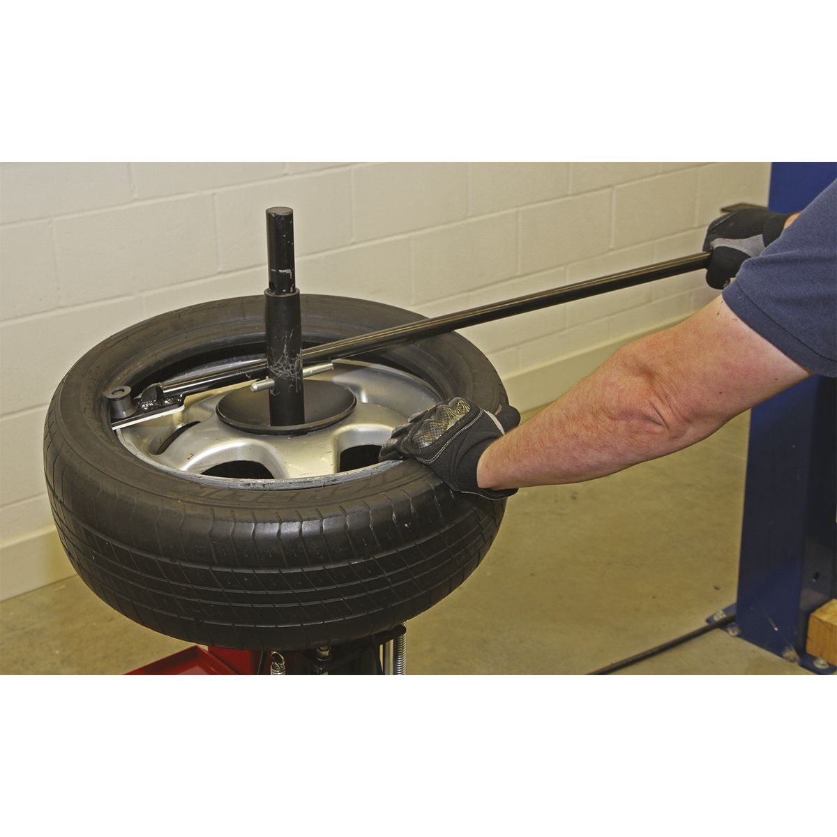 Sealey Tyre Bar for Aluminium Wheels - Image 3