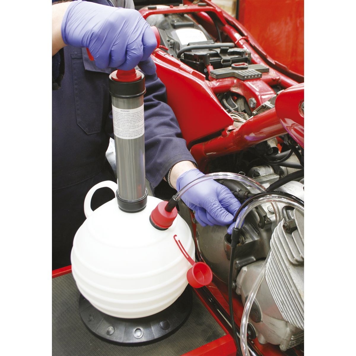 Sealey Manual Vacuum Oil & Fluid Extractor Pump 5.5L - Image 3