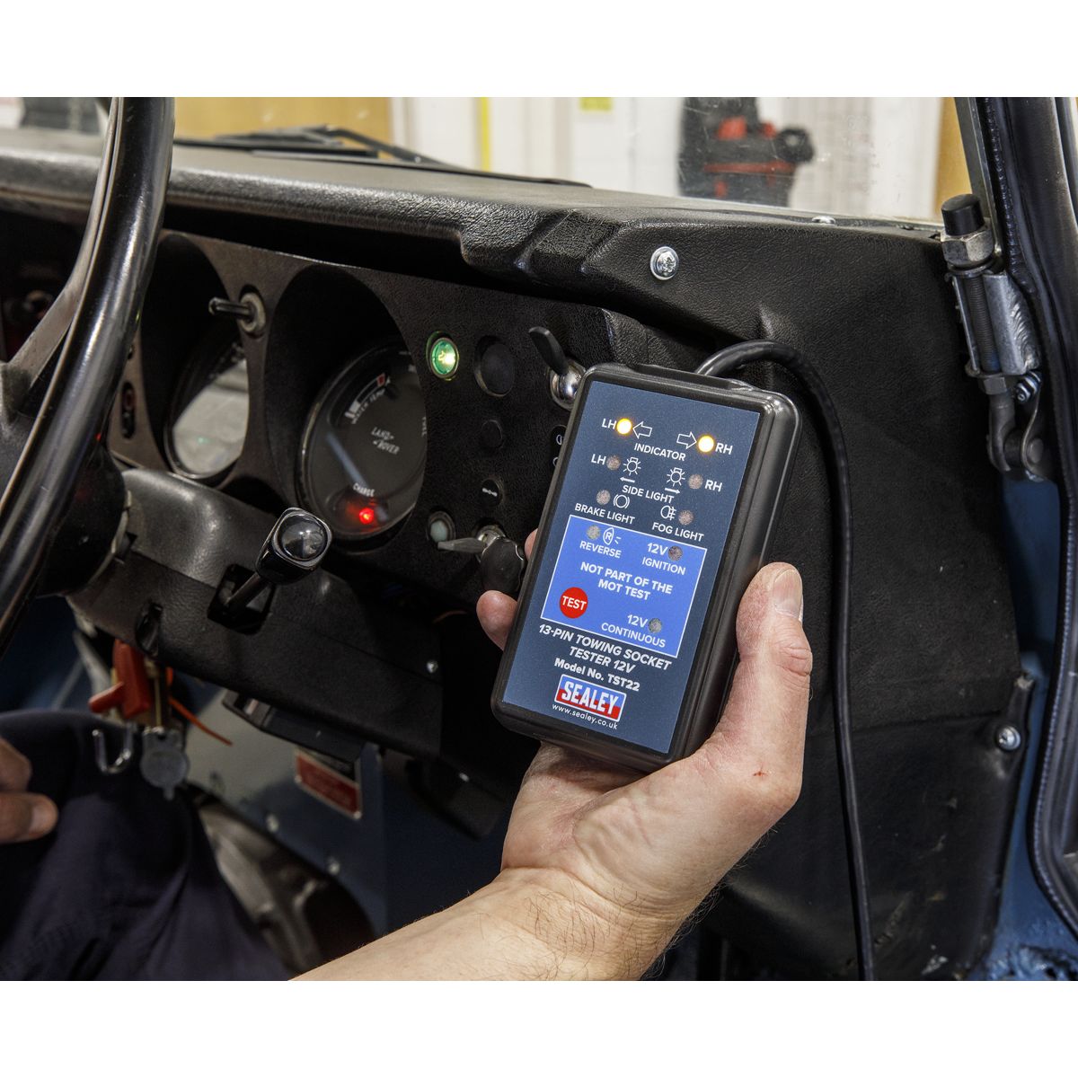 Sealey Towing Socket Tester 13-Pin 12V - DVSA Approved - Image 5