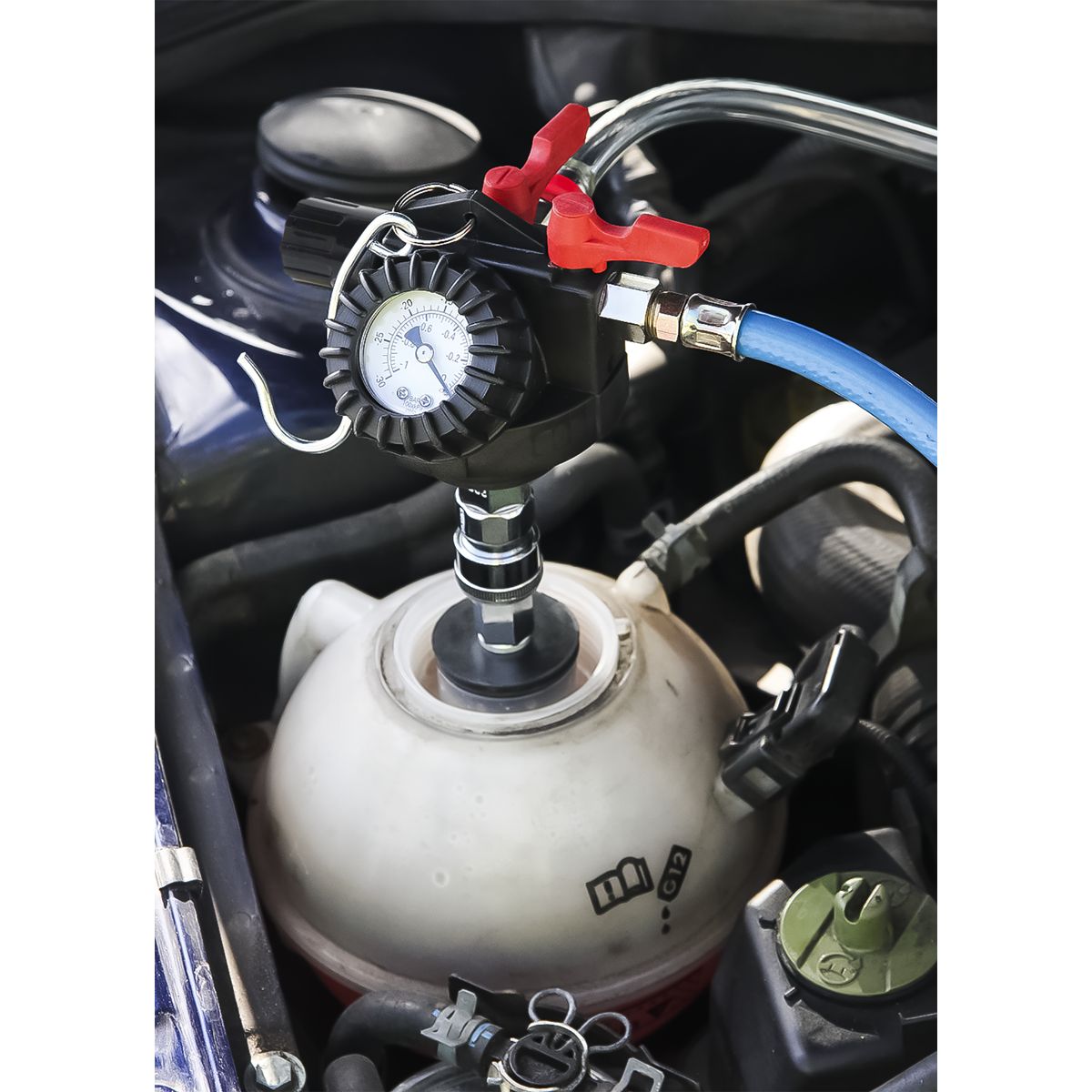 Sealey Cooling System Filler - Image 4