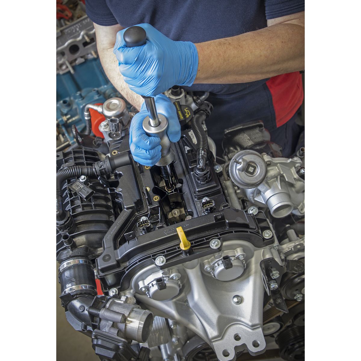 Sealey Petrol Injector Puller for Ford EcoBoost - Image 3