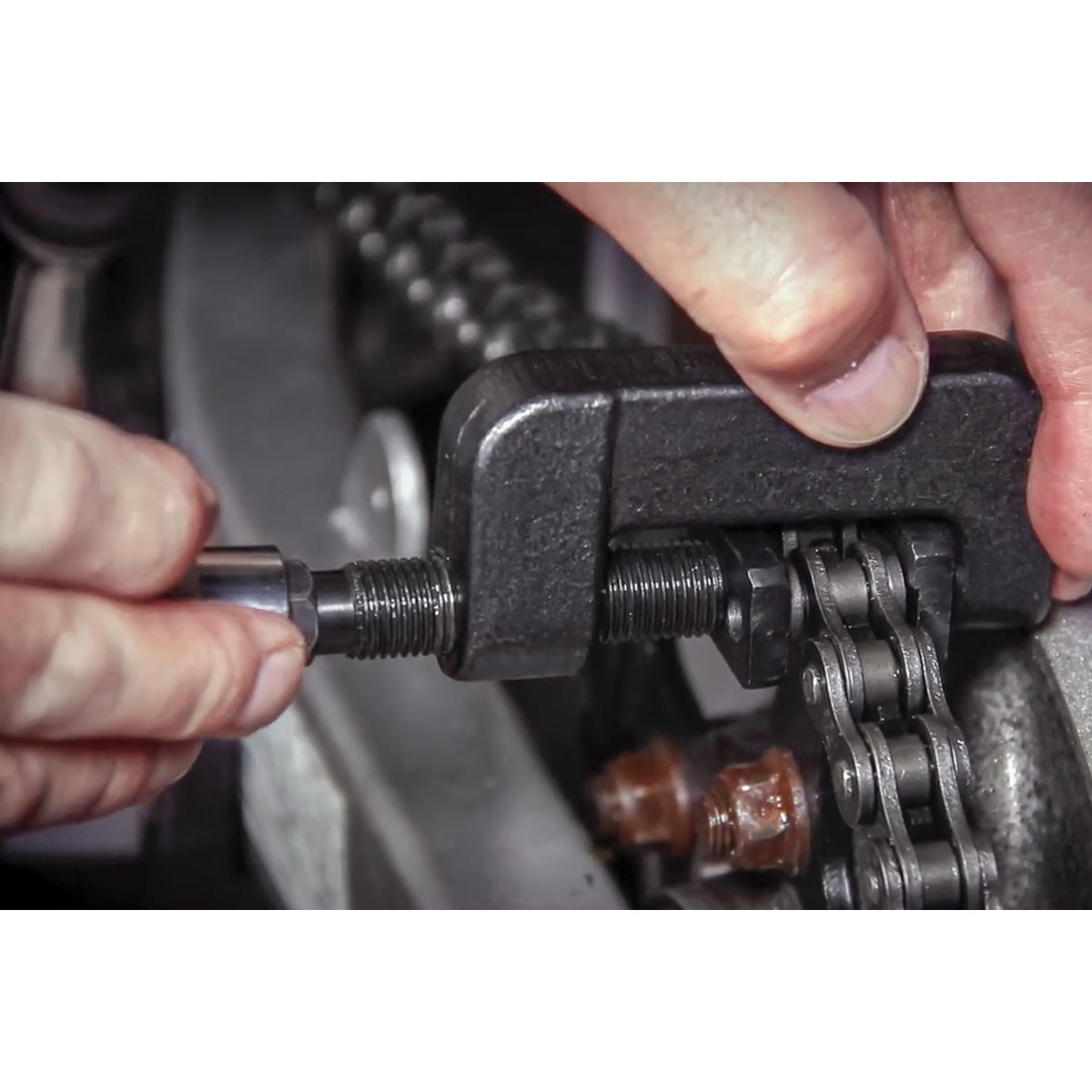 Sealey Motorcycle Chain Maintenance Kit - Image 5