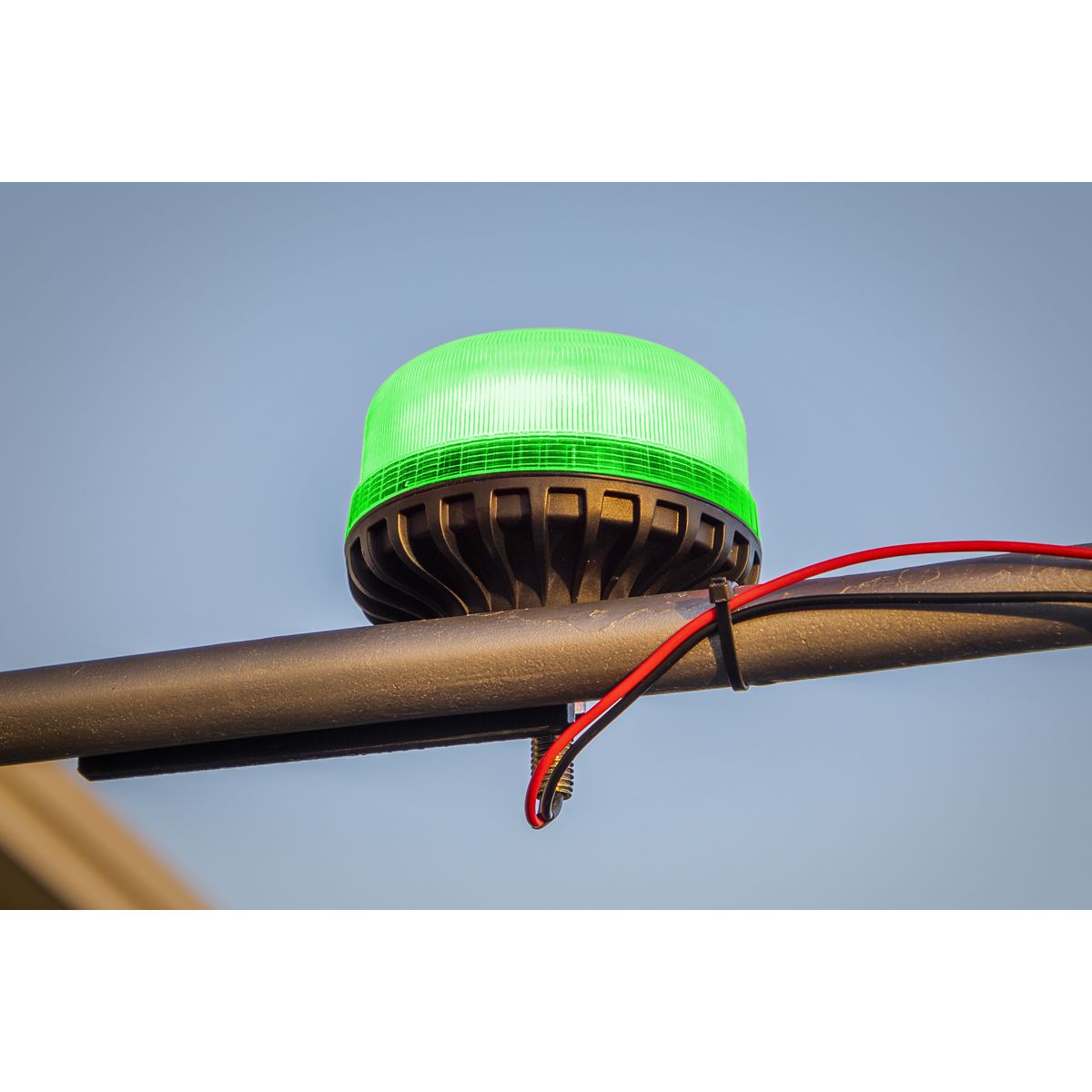 Sealey Warning Beacon with 12mm Bolt Fixing SMD LED 12/24V - Green - Image 6