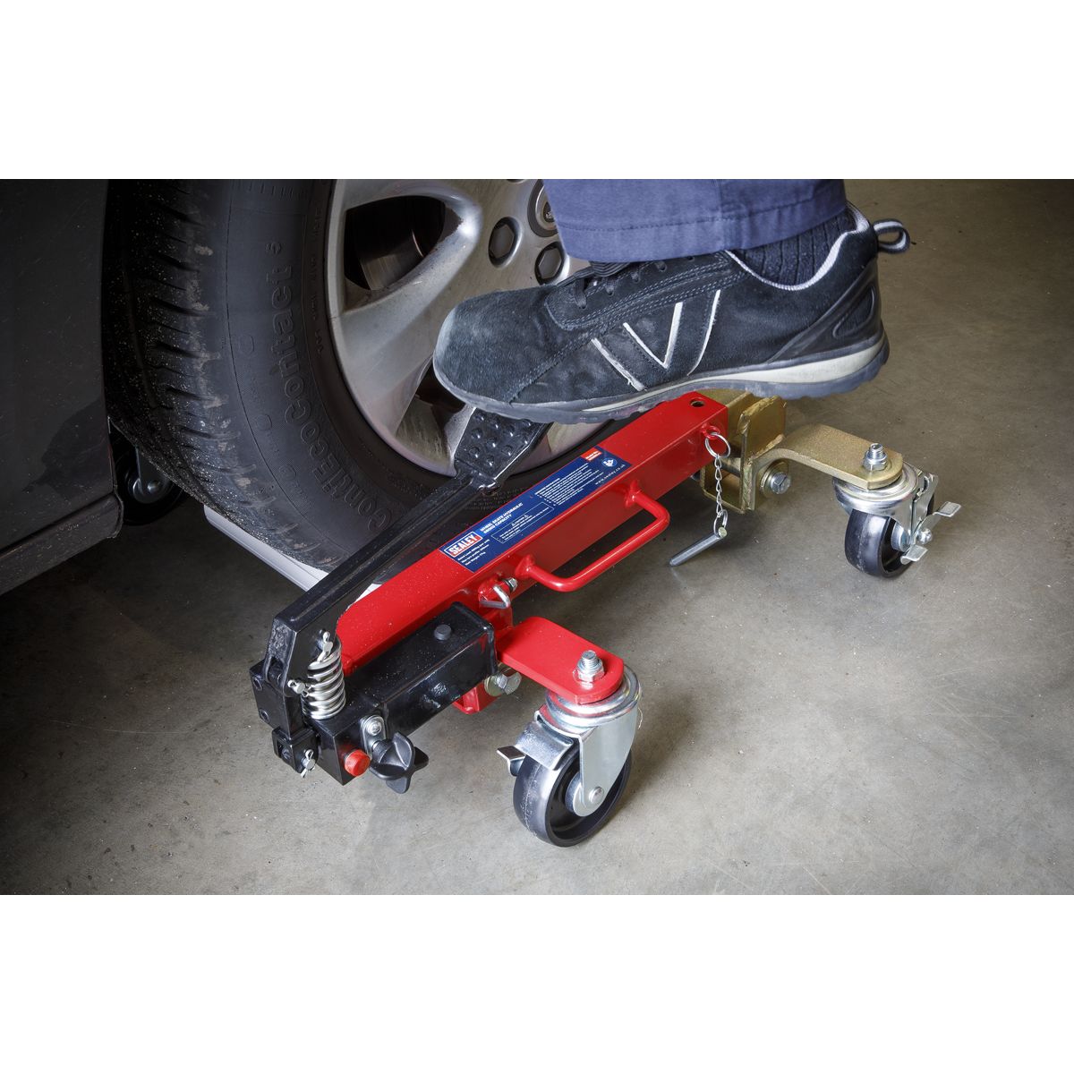 Sealey Hydraulic Wheel Skate 680kg Capacity - Image 2