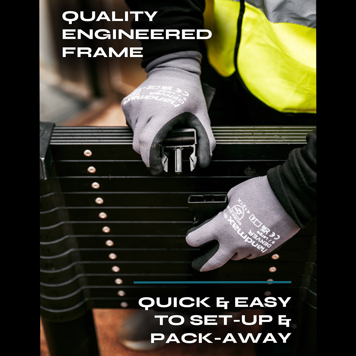 KAMTEC 2.9m Black Telescopic Ladder KTL40001