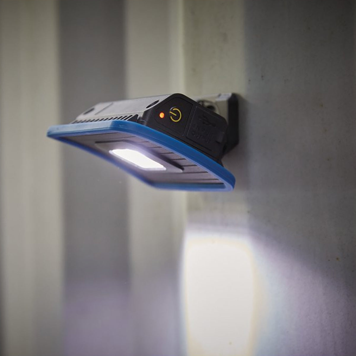 Draper COB LED Rechargeable Mini Flood Light 10W, 1000 Lumens and Power Bank with Magnetic Base, Blue 88595