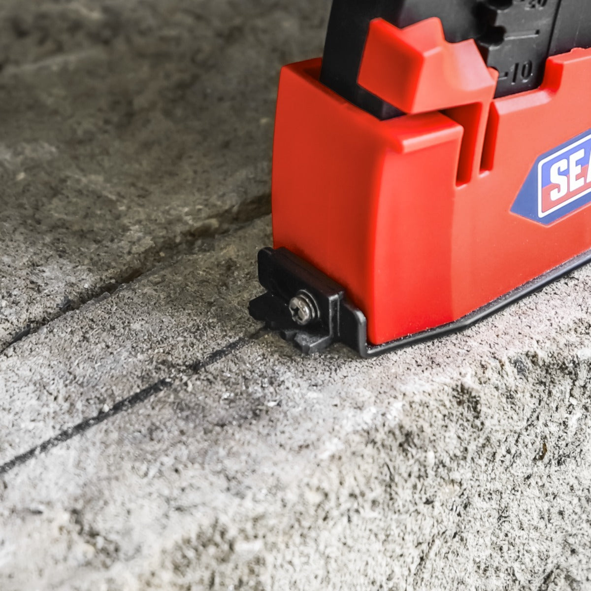 Sealey Adjustable Angle Grinder Cutting Shroud AGCS01