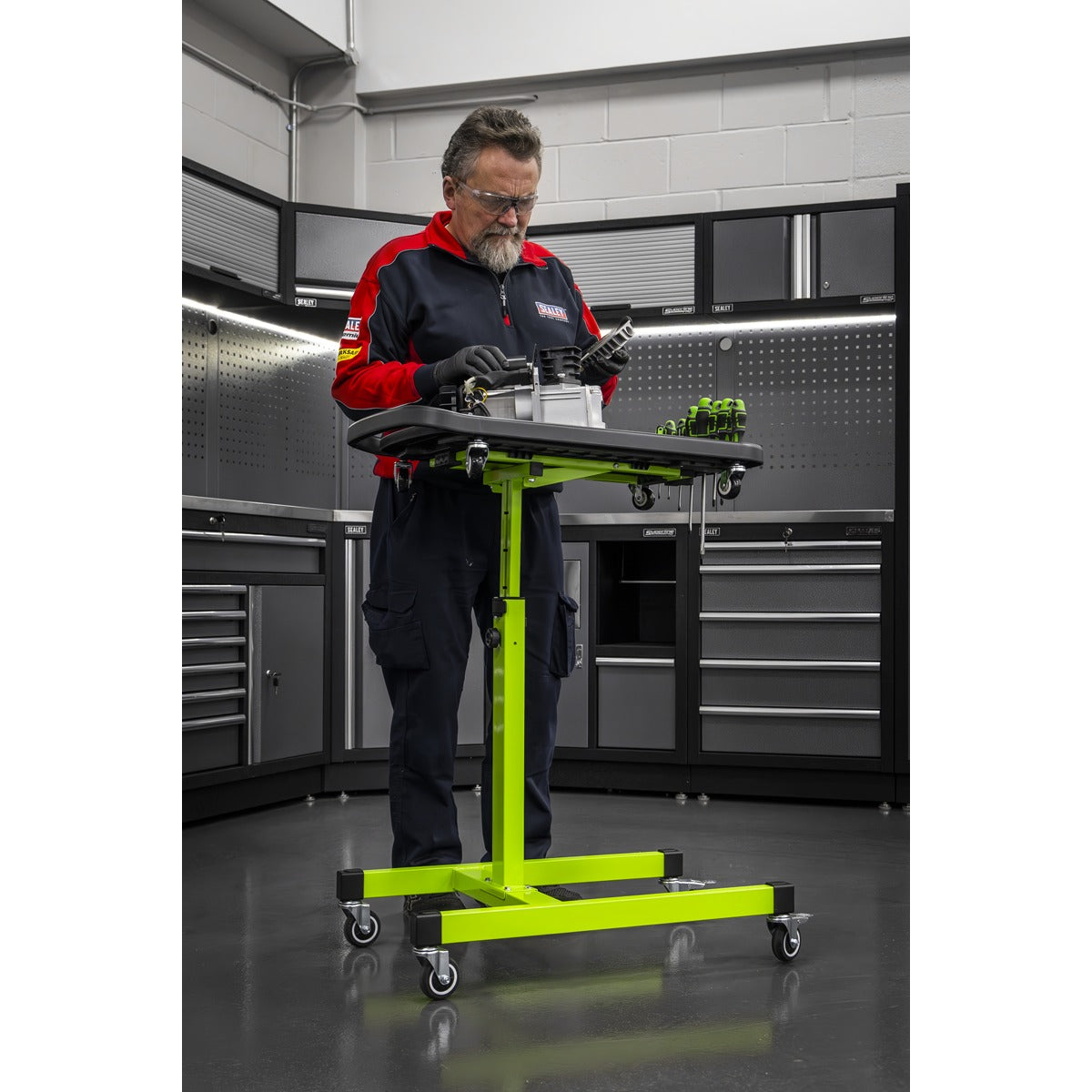 Sealey Adjustable-Height Mobile Workstation with Removable Top Tray AP201