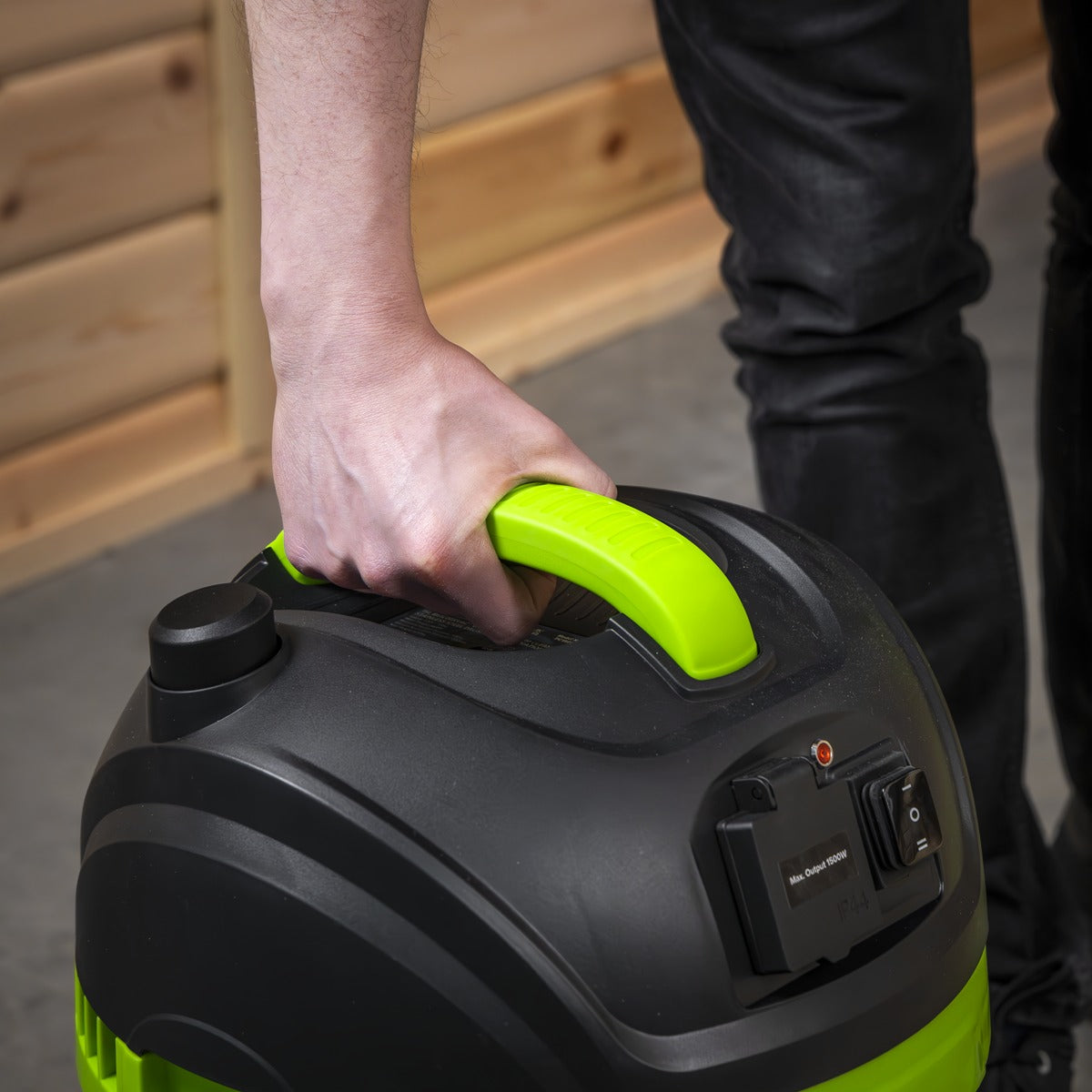 Sealey BuilderVac 15L M Class Vacuum Cleaner Wet & Dry with Stainless Steel Drum 1400W/230V PC150BV