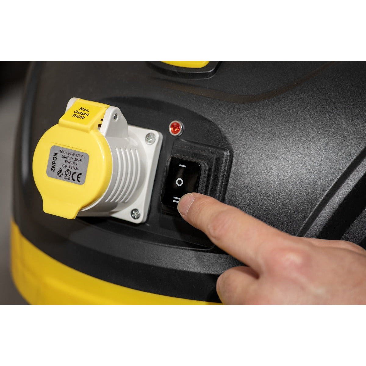 Sealey BuilderVac Wet & Dry Vacuum Cleaner 15L Stainless Steel Drum M Class Filtration 110V PC150BV110V