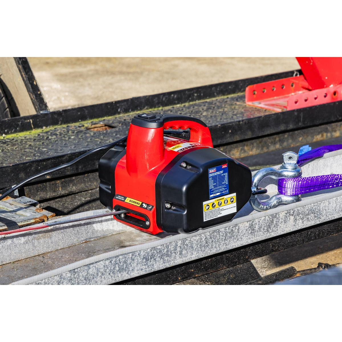 Sealey Portable Handheld Winch 500kg Pulling Force 230V PPH500/230