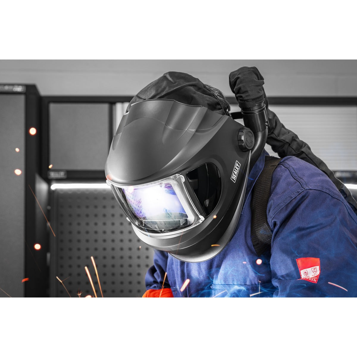 Sealey Auto Darkening Welding Helmet with TH3 Powered Air Purifying Respirator (PAPR) PWH618