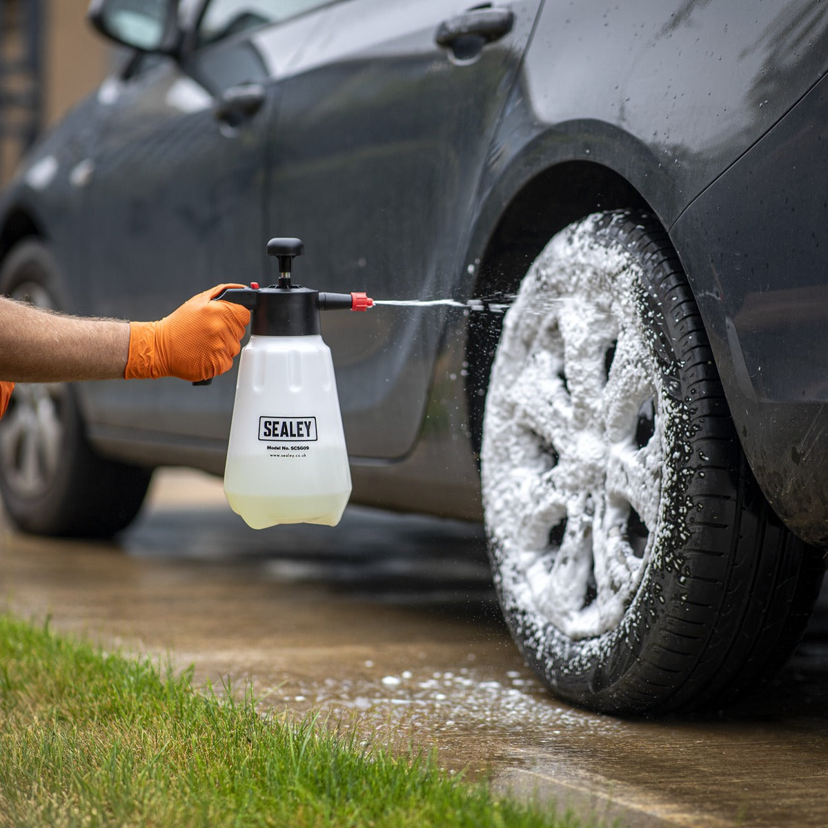 Sealey Snow Foaming/Detailing/Maintenance Pressure Sprayer 2L SCSG09