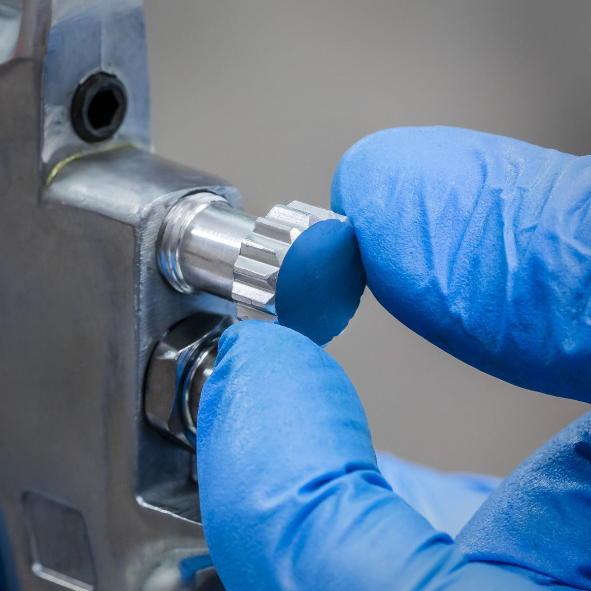 Sealey Gravity Feed Spray Gun 2.2mm Set-Up SSG501