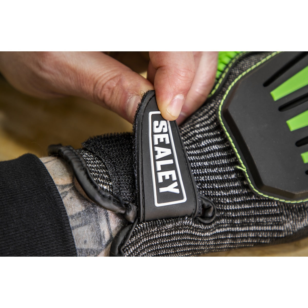 Sealey Cut & Impact Resistant Gloves, Large - Pair SSP39L