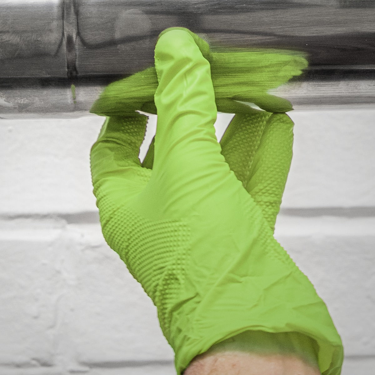 Sealey Diamond Grip Extra-Thick Nitrile Powder-Free Gloves, Hi-Vis Green, Large - Pack of 50 SSP54L