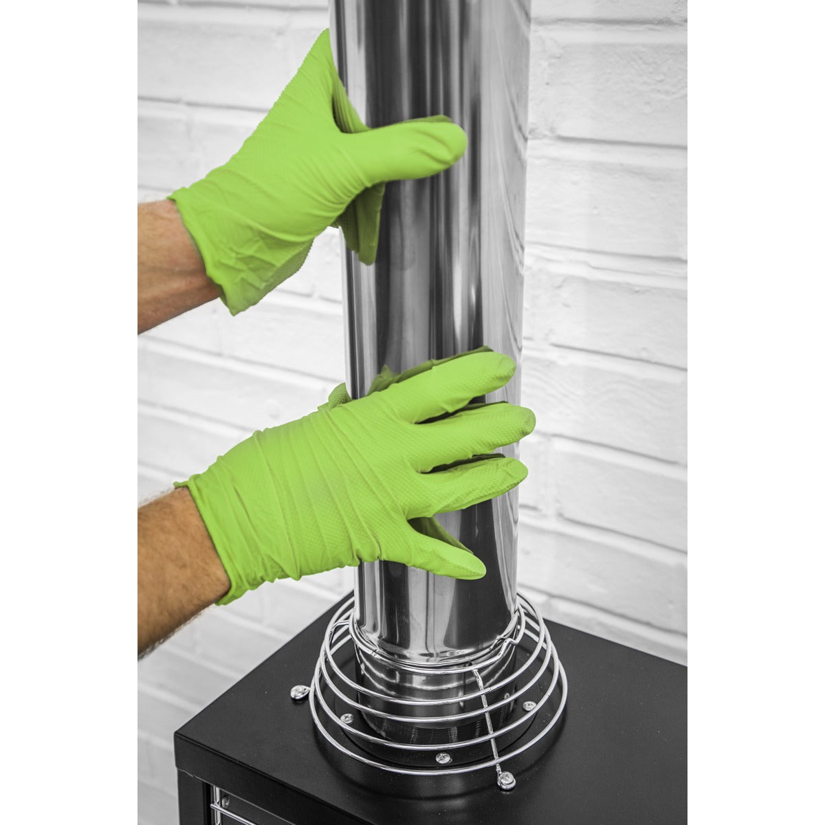 Sealey Diamond Grip Extra-Thick Nitrile Powder-Free Gloves, Hi-Vis Green, Large - Pack of 50 SSP54L