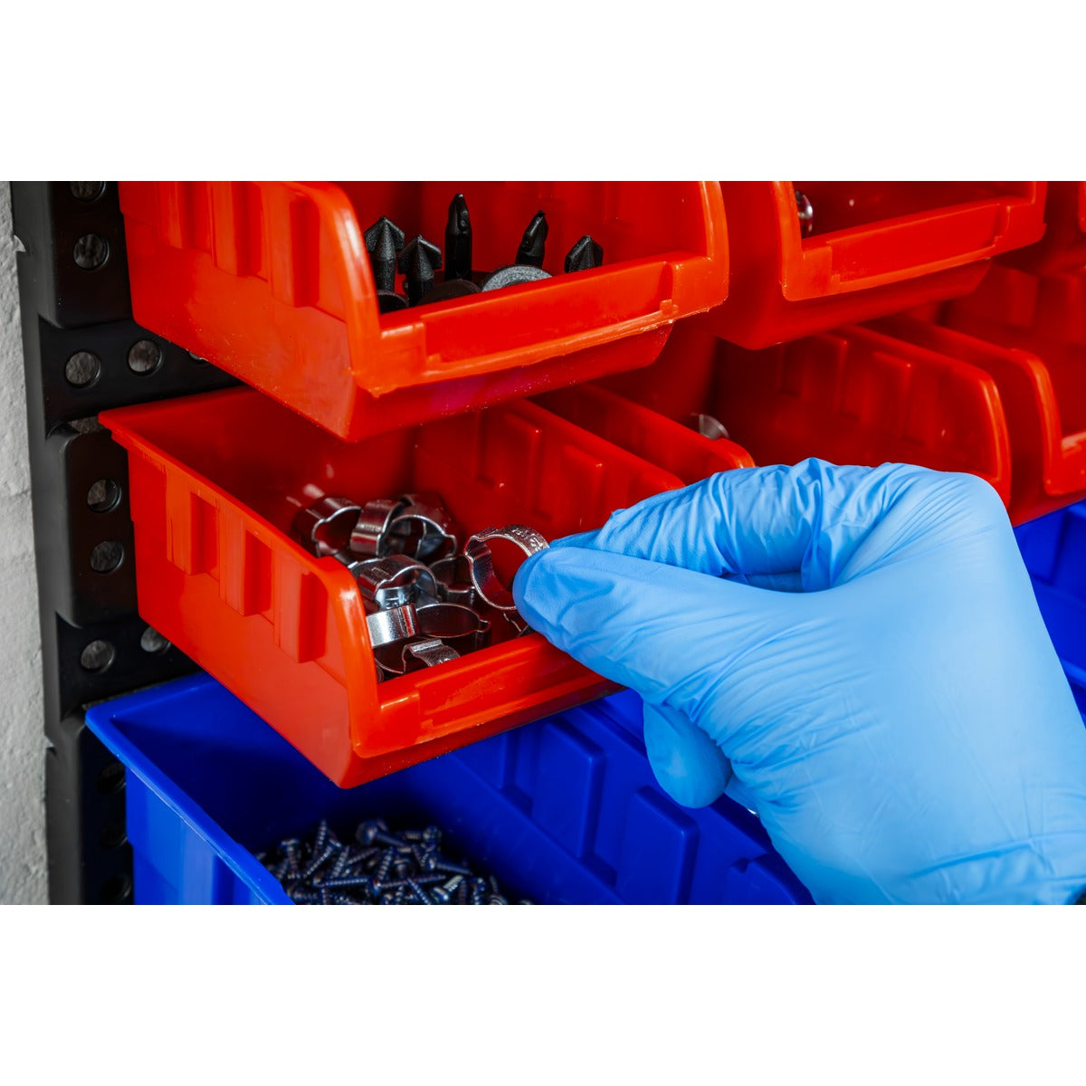 Sealey Wall Mounting Bin Storage System with 15 Bins TPS1569WM